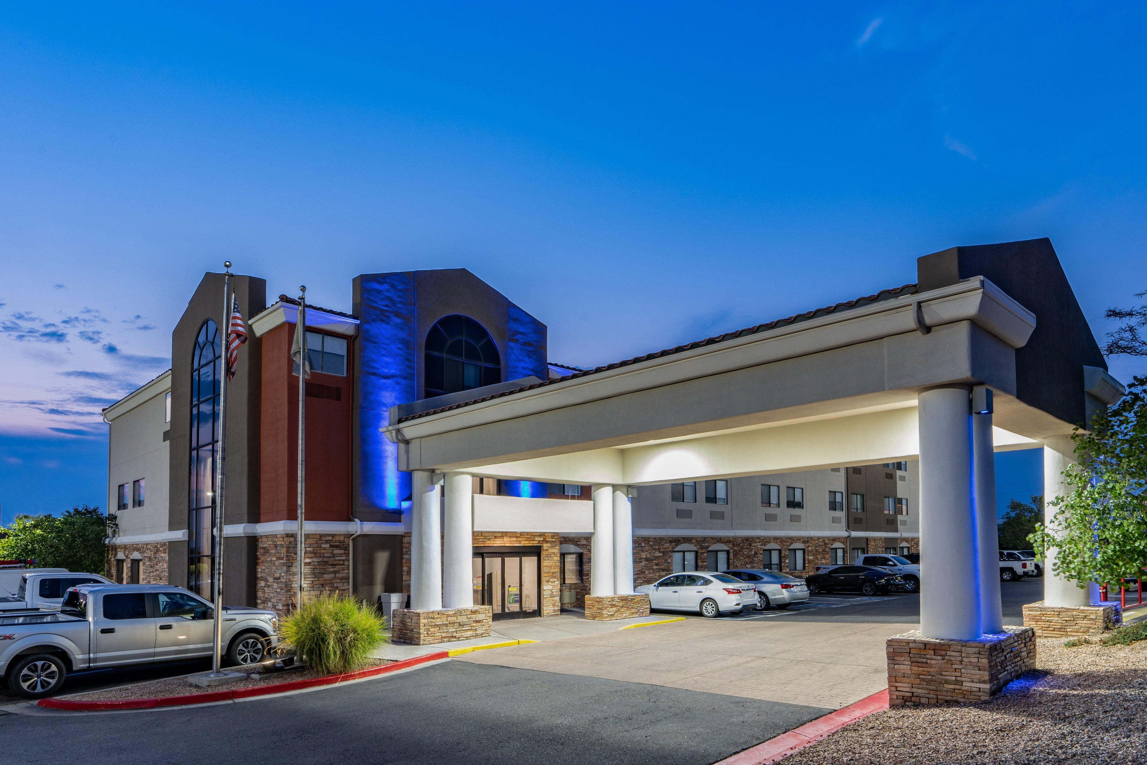 Holiday Inn Express Hotel & Suites Albuquerque - North Balloon Fiesta Park By Ihg Eksteriør billede