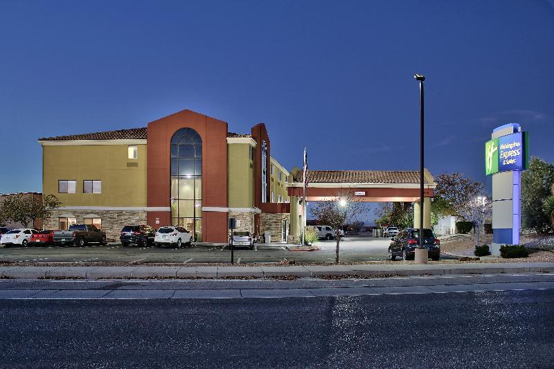 Holiday Inn Express Hotel & Suites Albuquerque - North Balloon Fiesta Park By Ihg Eksteriør billede